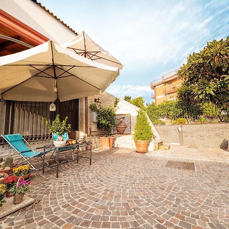 B&B La Casa Di Plinio Pompei Exterior photo